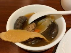 -广东大厦酒店(广州北京路步行街纪念堂地铁站店)