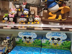 -泡泡玛特POPMART(上海环球港店)