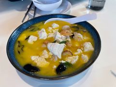 -巷子宽·酸菜鱼(迪士尼小镇店)