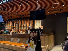 -香港ELEMENTS圆方