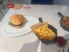 -必胜客(新辰里酒仙桥店)