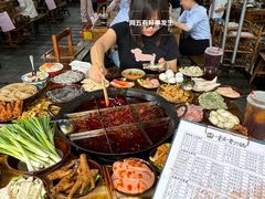-正南齊北重庆老火锅(光华村直营店)
