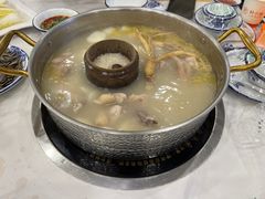 -朴小妹人参鸡汤火锅(长白山万达店)