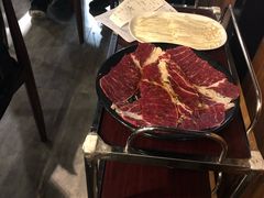 -韩聚屋韩国烤肉餐厅(新北万达店)