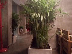 -HIGH FIVE哈福手工汉堡(桂林路店)