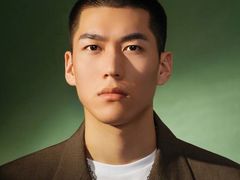 -鸿通城购物中心