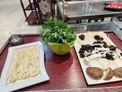 -八宝牛潮汕鲜牛肉火锅(净月店)