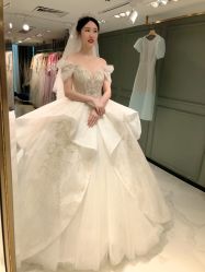 点击看大图 -GRACE KELLY婚纱与礼服(北京店)