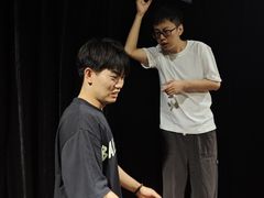 -喜剧部落脱口秀(三里屯店)