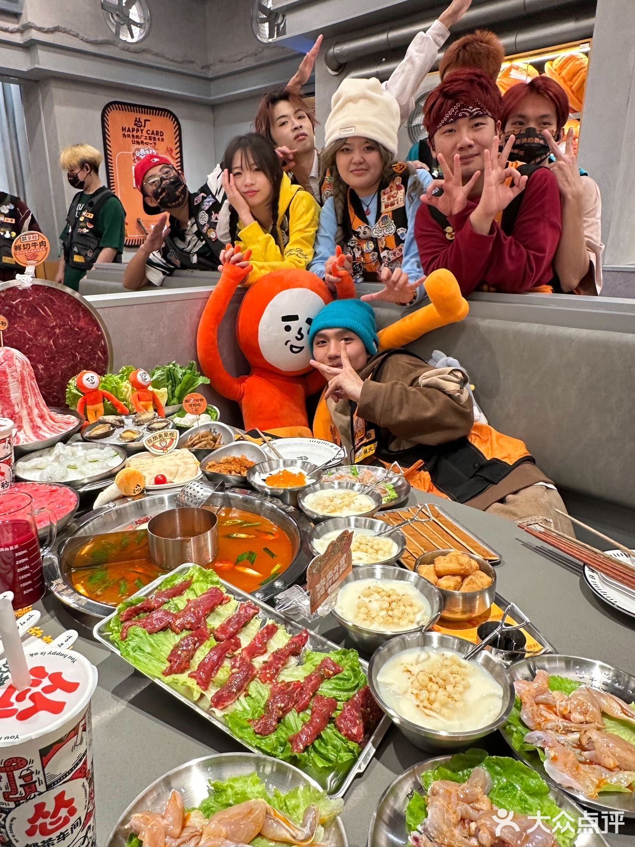 来了来了‼️在这家店吃饭别想玩手机啦‼️