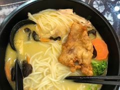 -桥香园过桥米线(国贸店)