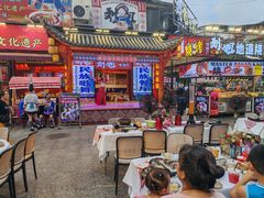 -刘姐啤酒鱼民族演艺餐厅(西街总店)