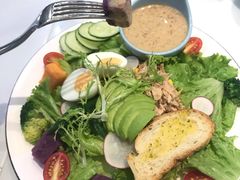 牛油果吞拿鱼沙拉-丽莎沙拉轻食餐厅(国贸店)