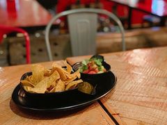 牛油果酱配玉米片-Luchador摔跤手墨西哥餐厅(恒宇广场店)