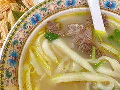 -金杨拉面王小吃面馆·牛三宝面·红烧牛肉粉