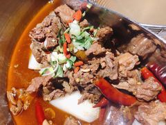 特色牛腩鸳鸯锅-左庭右院鲜牛肉火锅(新梅广场店)