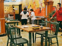 大堂-清真·玛丽亚新疆菜主题餐厅(浙江中路店)