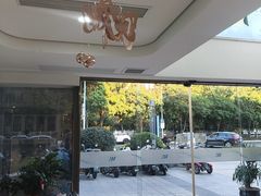 -维乐口腔医院(星海湾分院)