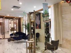 大厅-3AM HAIR SALON烫发染发接发