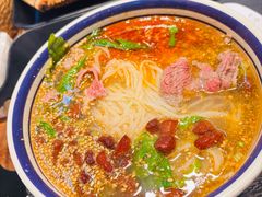 -云阿蛮云南生烫牛肉米线(奉贤路店)