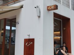 -Line来恩咖啡(石厦花园店)