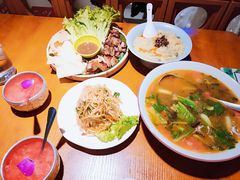 -云山竹·傣味手抓饭·野生菌孔雀宴·云南特色菜(昆明老街店)