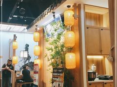 大堂-先启半步颠小酒馆(虹桥龙湖天街店)