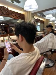 -BarberKiNG男士理发馆Barbershop