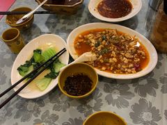-华光驿站私房菜·黑金冠