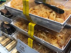 乳扇沙琪玛-昆明冠生园·蛋糕·面包(朗悦湾店)