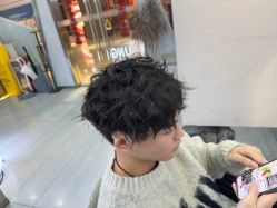 -YOUNG漾沙龙