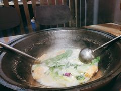 -陈大锅·岳阳鱼馆·地道岳阳菜(美食街店)