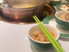 -润园四季椰子鸡火锅(卓越INTOWN店)