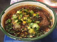 冒鸭血-马路边边老成都串串香(星耀城店)