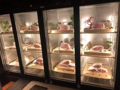 面包甜点陈列柜-牛道·和牛九食(市府恒隆广场店)