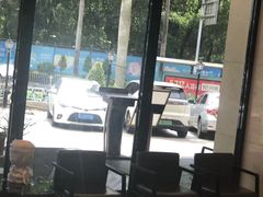 -粤塔x电竞酒店(深圳龙华大浪后浪新天地店)