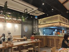 -馋三尺蟹粉小笼(人民广场店)