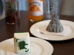 -Fridi Patisserie Cafe