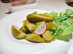 酸黄瓜-俄士厨房(环球港店)