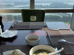 -湖景知味西餐厅•自助餐• 轻食(南京金茂威斯汀大酒店)