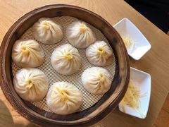 招牌上海蟹粉小笼汤包-一品小笼(金融街店)