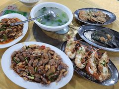 -霞涌市场海鲜摆卖区