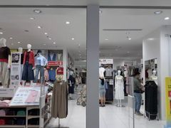 -优衣库(广州天河领展广场店)