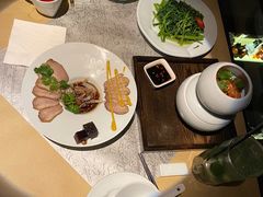 -穹六人间 people 6(岳阳路店)