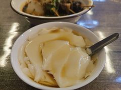 -丽丽三鲜螺蛳粉(田林路店)