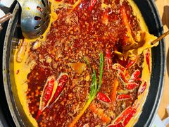 -三个四川人火锅(华联商厦店)