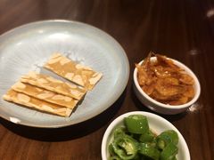 -HOT CRUSH趁热集合·现烤面包(上海环球港店)