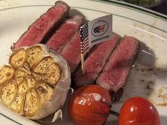 -MONICH牛排融合餐厅(和义大道购物中心店)