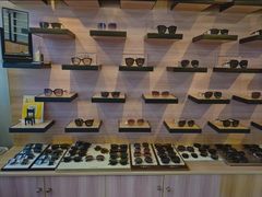 -瑞司视光眼镜·蔡司战略合作眼镜店(新街口店)