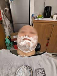 -兰建理发店
